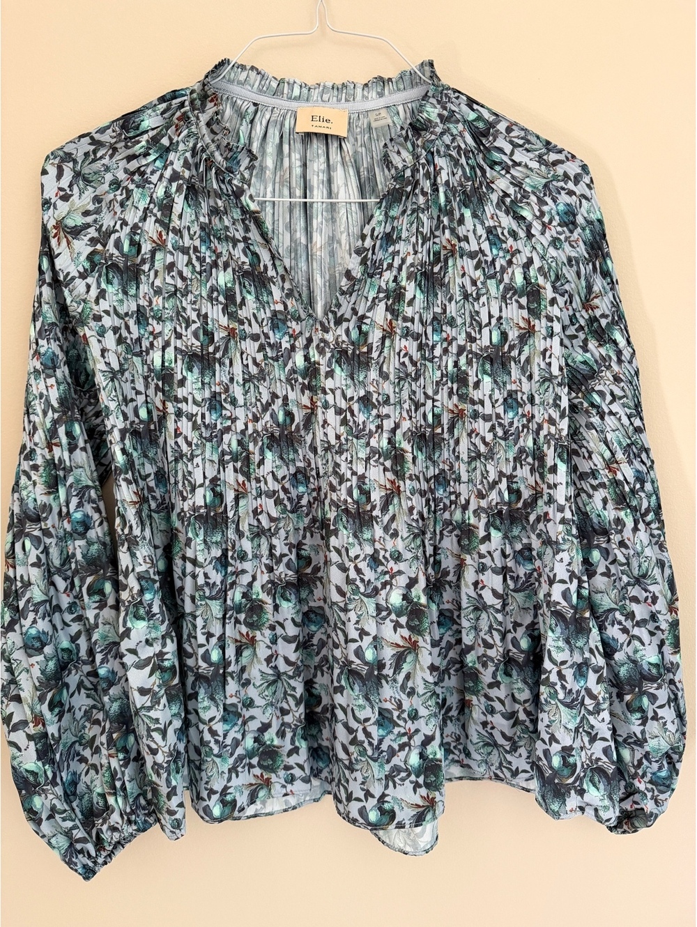 S/M Elie by Tahari blouse
